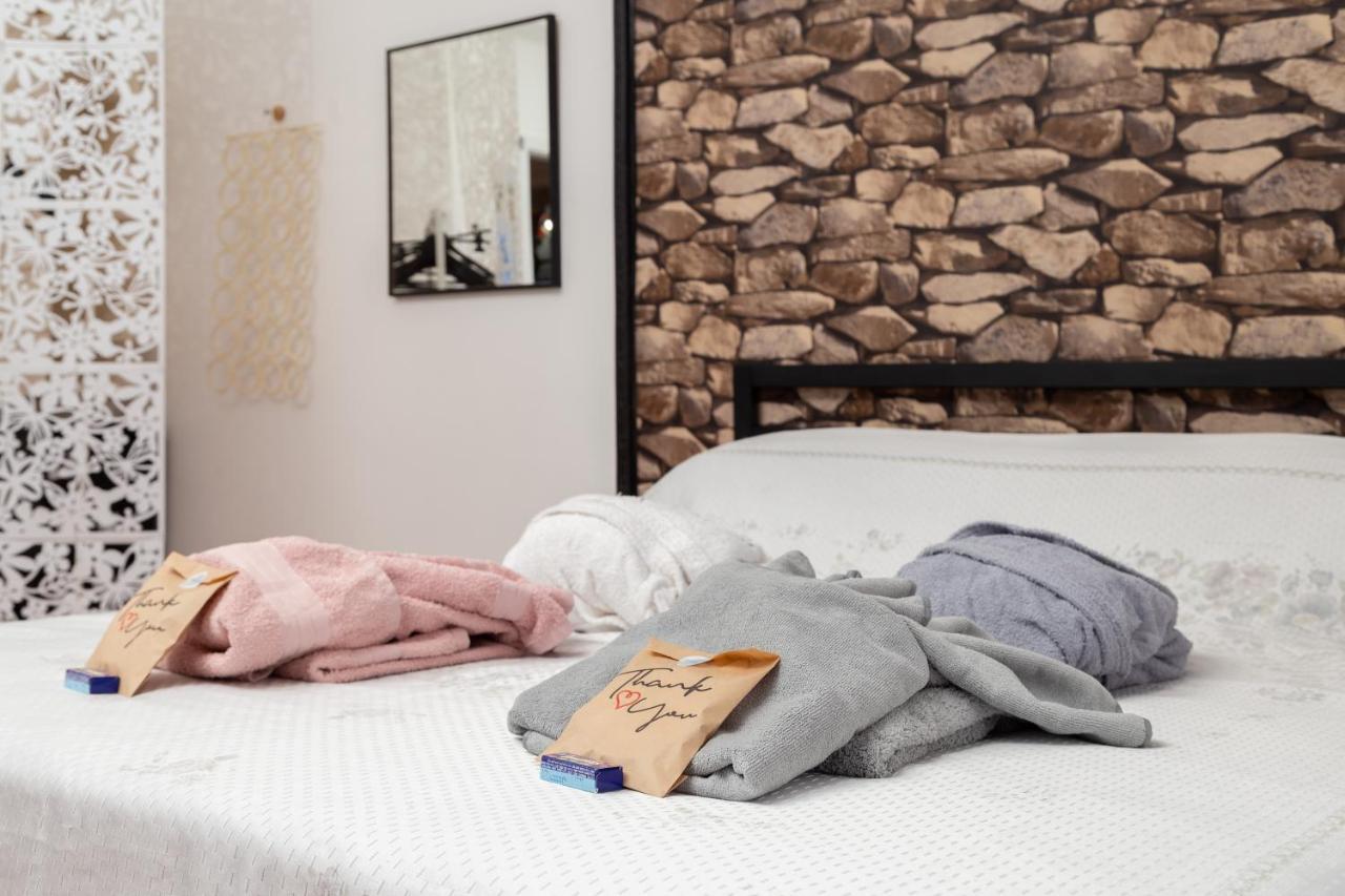 Lodge & Art - San Francesco - Trieste Center ***** Bagian luar foto