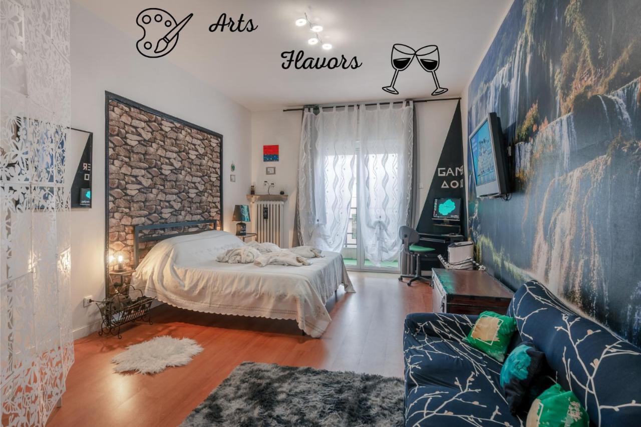 Lodge & Art - San Francesco - Trieste Center ***** Bagian luar foto
